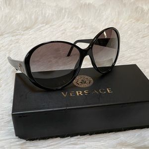 Versace Black Women’s Sunglasses Model 4239